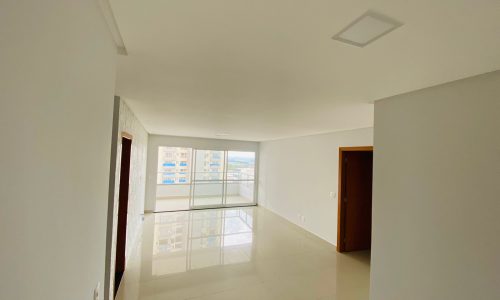 0b3bec35-29ff-42d2-aec7-589ce4e863b8.jpg