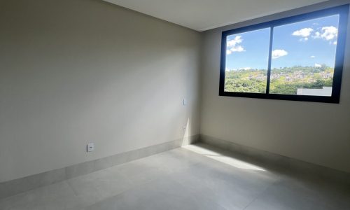 33dfd9fb-8ba4-4b91-b623-9be9f5bbd40b.jpg