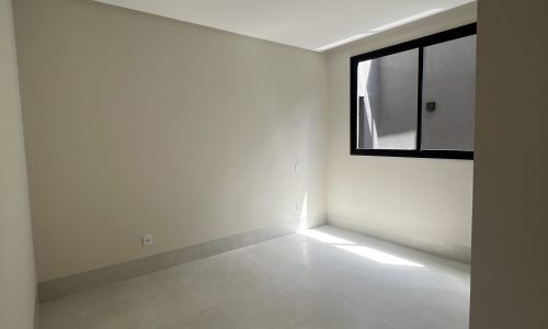 680e23d0-fd05-4c12-92b9-b976ac86ef5d.jpg