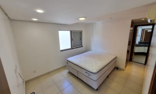 ad7ec8db-bbe6-4a04-8346-38b6056d0cb2.jpg