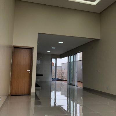 cb1cc940-c0c6-44f4-82d7-ab5a95969237.jpg