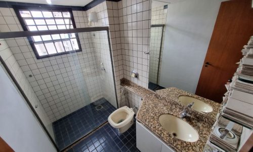 d4396c26-25ec-44a2-96e1-cda9c20ba876.jpg